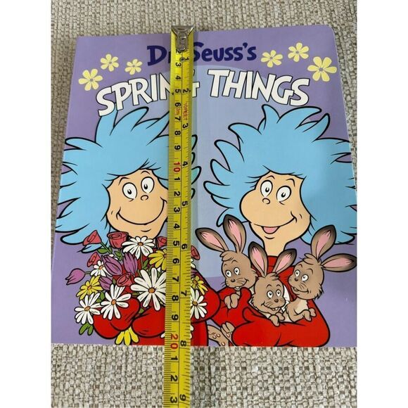 Dr. Seuss’s Spring Things Board Book NEW - Picture 8 of 9